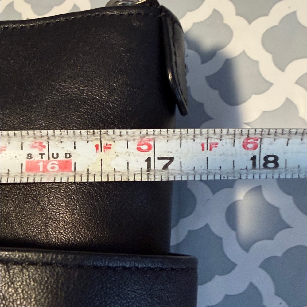 Coach Women's City Tote Bag in Signature Black Canvas and side Leather Pockets…. - Picture 12 of 15